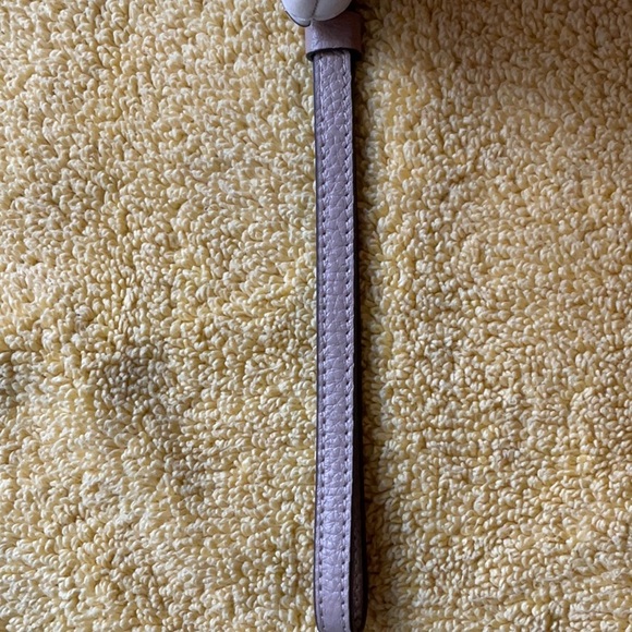 🐴 COACH LARGE CORNER WRISTLET WITH HORSE AND CARRIAGE 🐴 - Picture 14 of 16